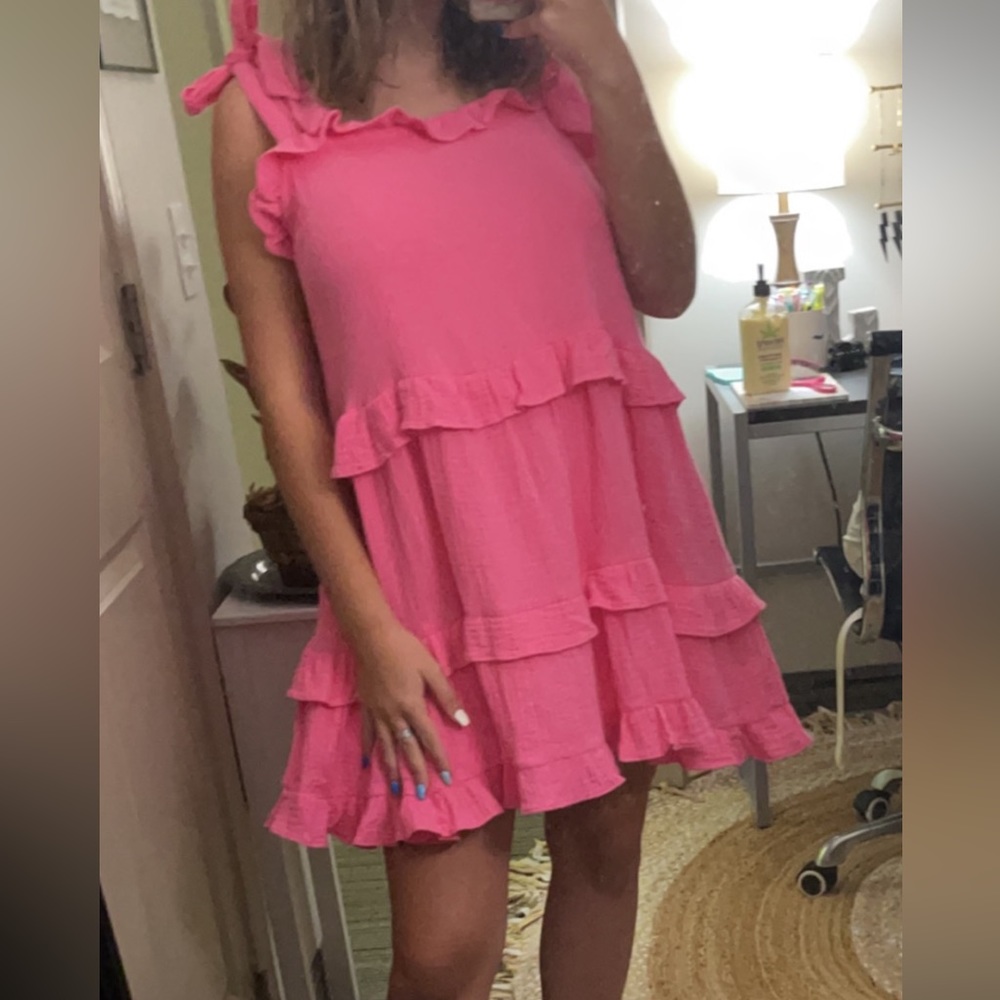 Pink Boutique dress! Size medium!